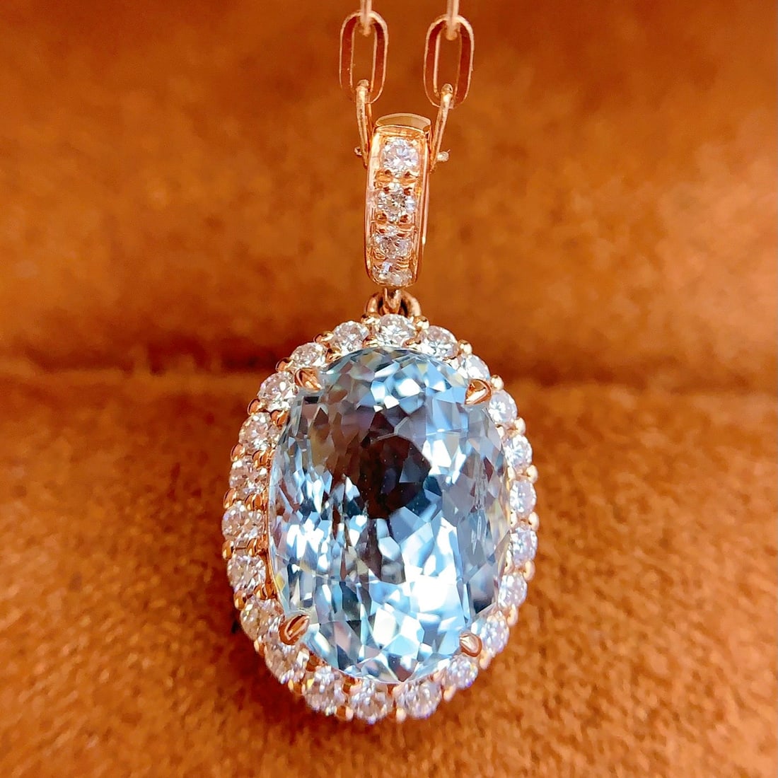 14k Gold 3.1 Ct Natural Aquamarine & Diamond Pendant( Without Chain ) - 4