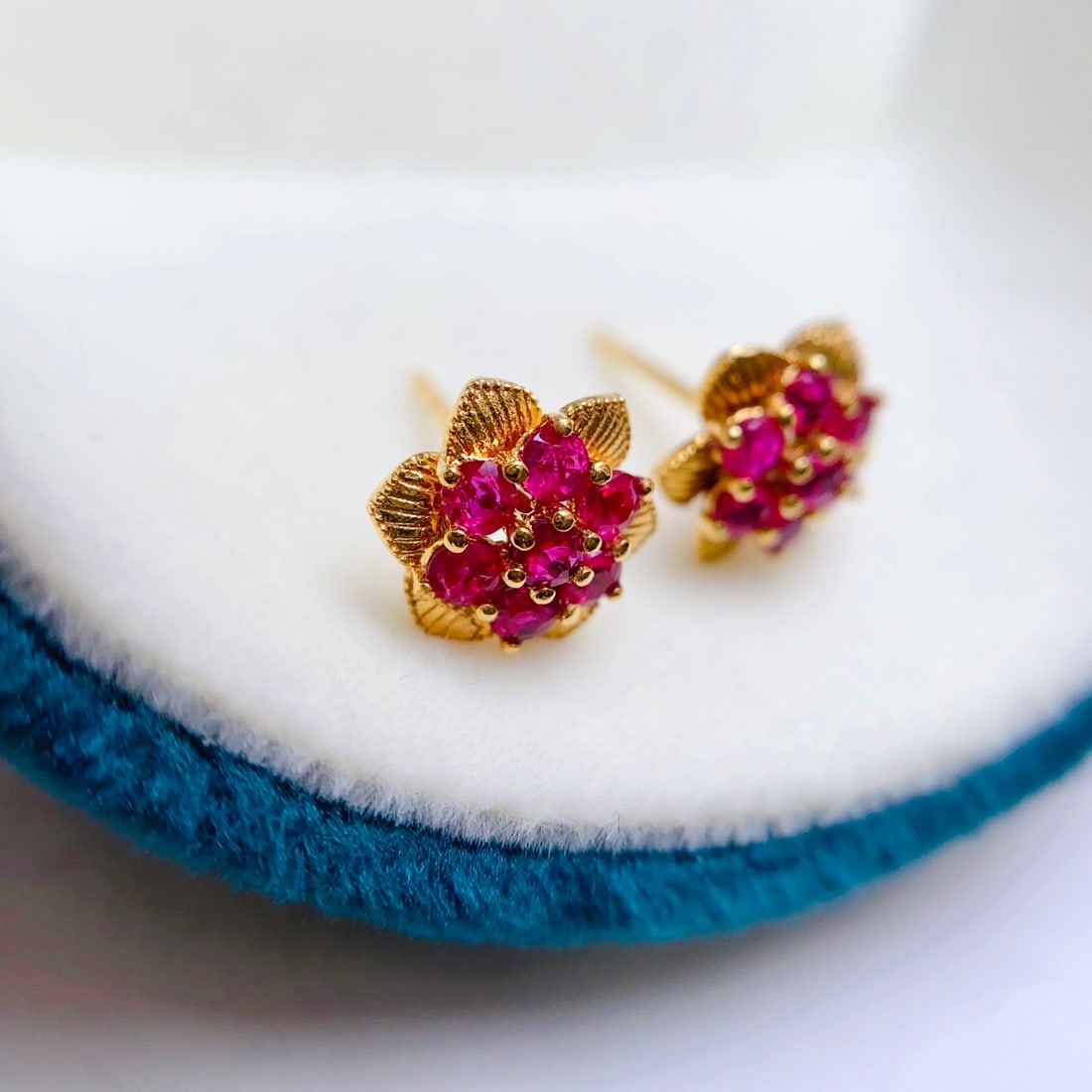 14k Gold 1.50 Ct Natural Ruby Earrings - 3
