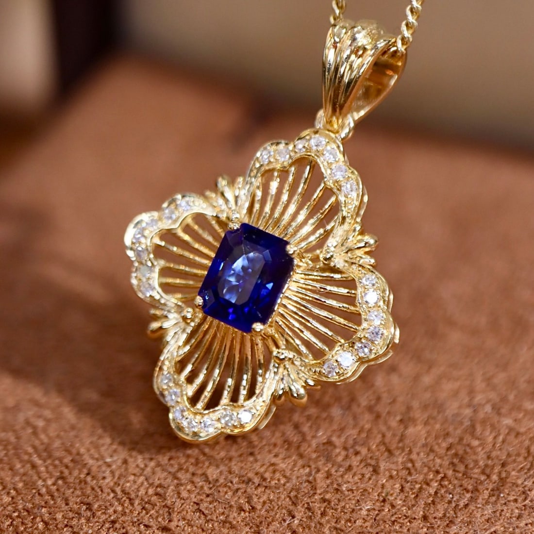 14k Gold 0.77 Ctw Natural Sapphire & Diamond Pendant( Without Chain ) - 6