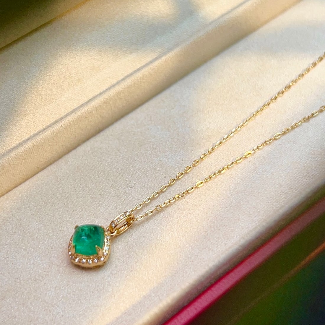 14k Gold 0.8 Ct Natural Emerald & Diamond Pendant( Without Chain ) - 4
