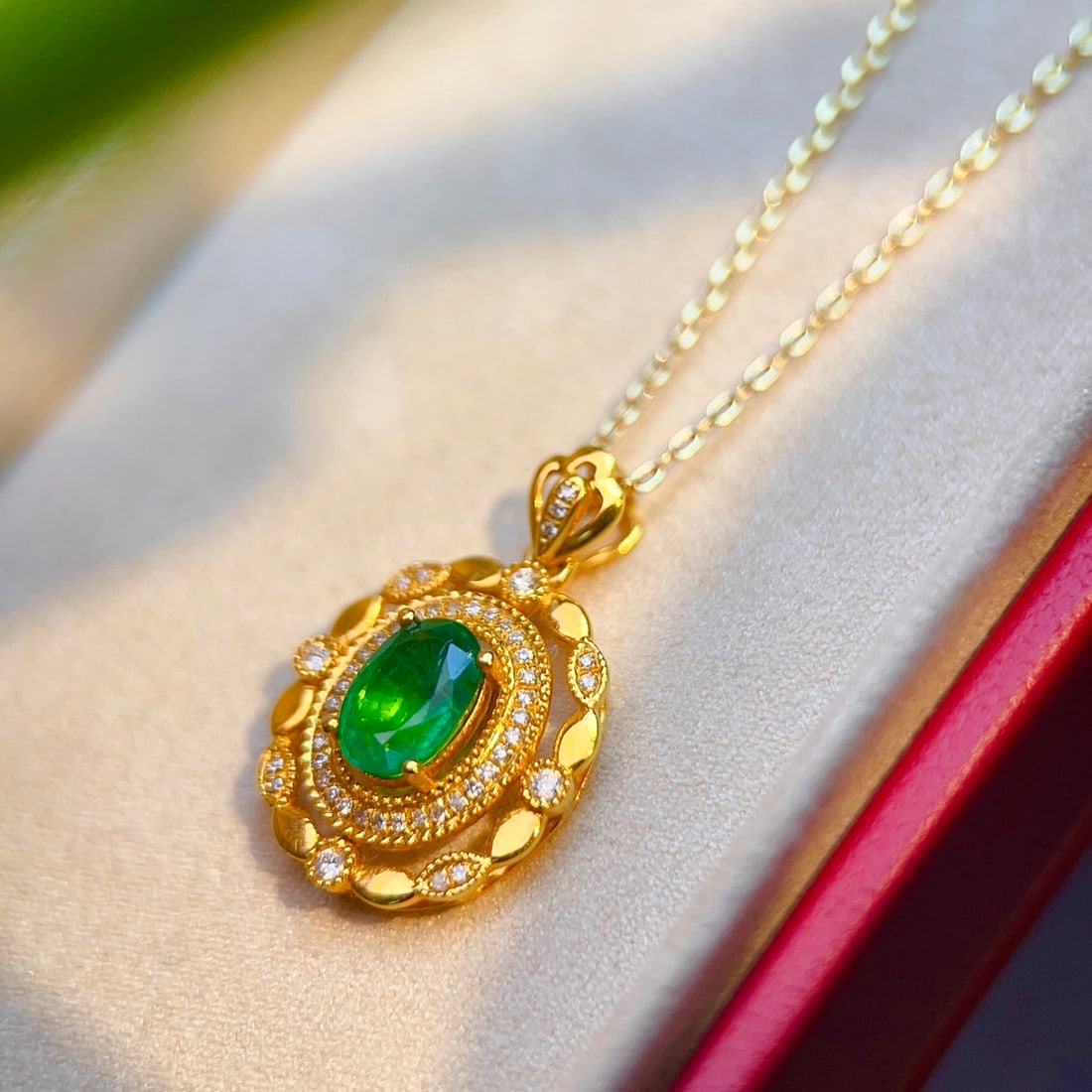 14k Gold 1.23 Ctw Natural Emerald & Diamond Pendant( Without Chain ) - 4