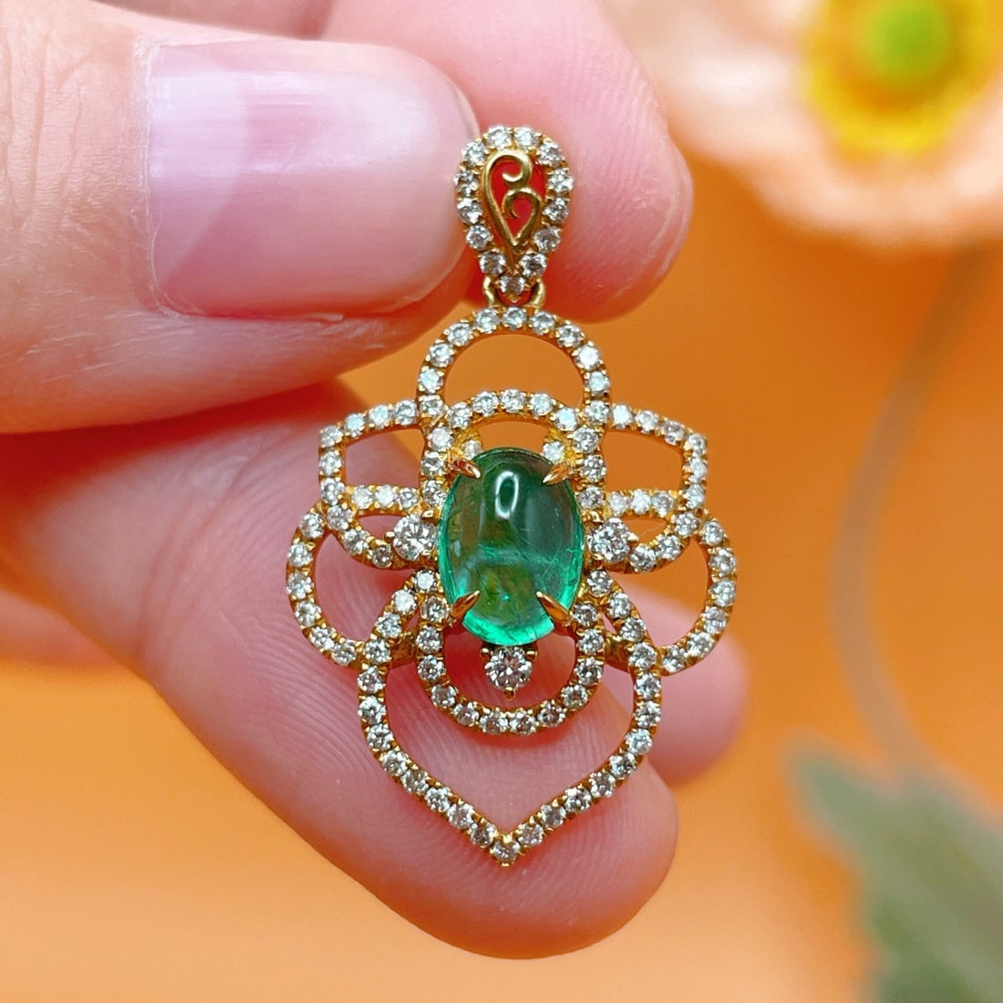 14k Gold 1.83 Ctw Natural Emerald & Diamond Pendant( Without Chain ): Ref:231138157 // gold content:14k gold // main gemstone:emerald // shape:oval // carat weight:1. 21ct // color:green // treatment:natural // // adjacent gemstone 2 : diamond // shape:round // carat