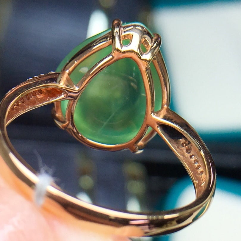 14k Gold 9.8 Ct Natural Prehnite & Diamond Ring - 5