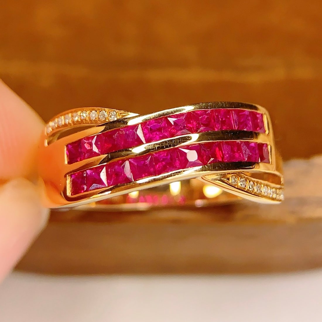 14k Gold 1.5 Ct Natural Ruby & Diamond Ring - 5