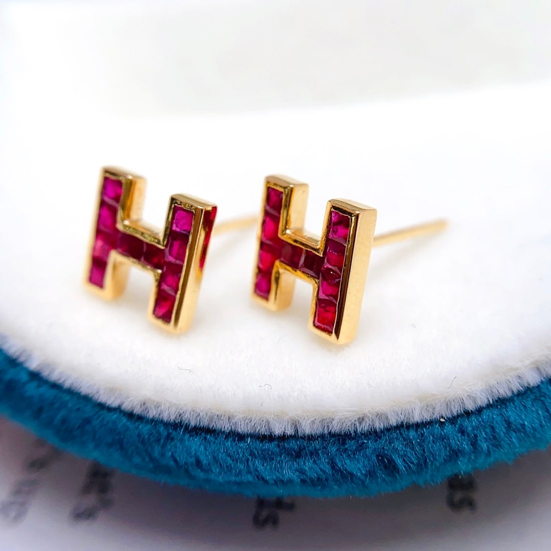 14k Gold 1.10 Ct Natural Ruby Earrings - 2