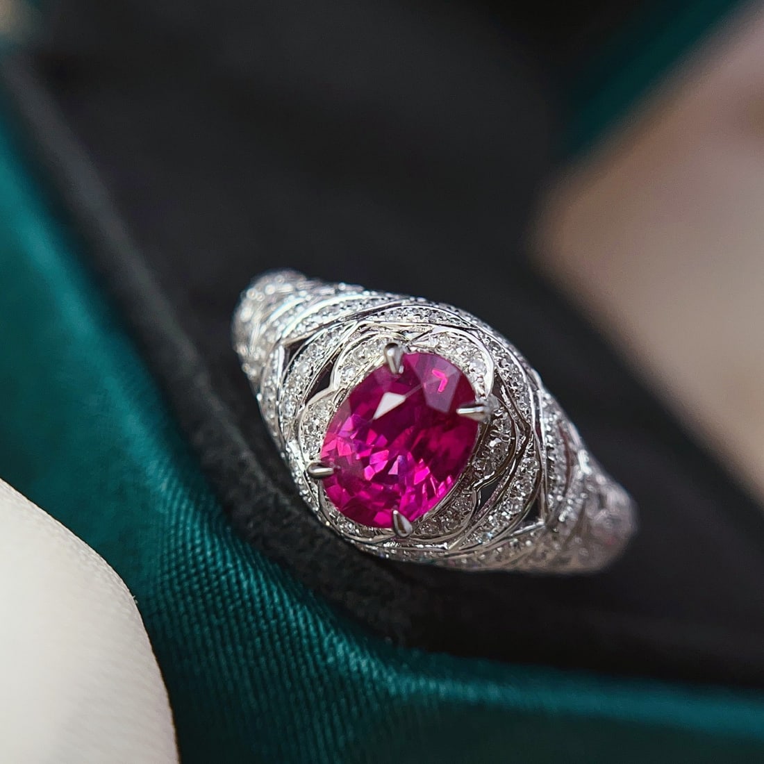 14k Gold 1.10 Ct Natural Ruby & Diamond Ring - 2