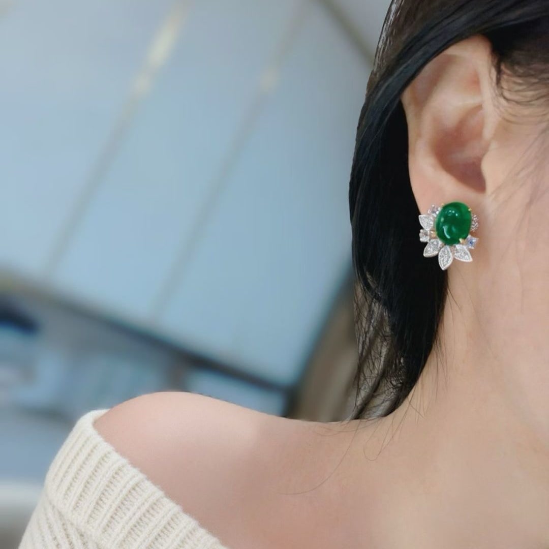 14k Gold 4.84 Ct Natural Emerald & Diamond Earrings - 7