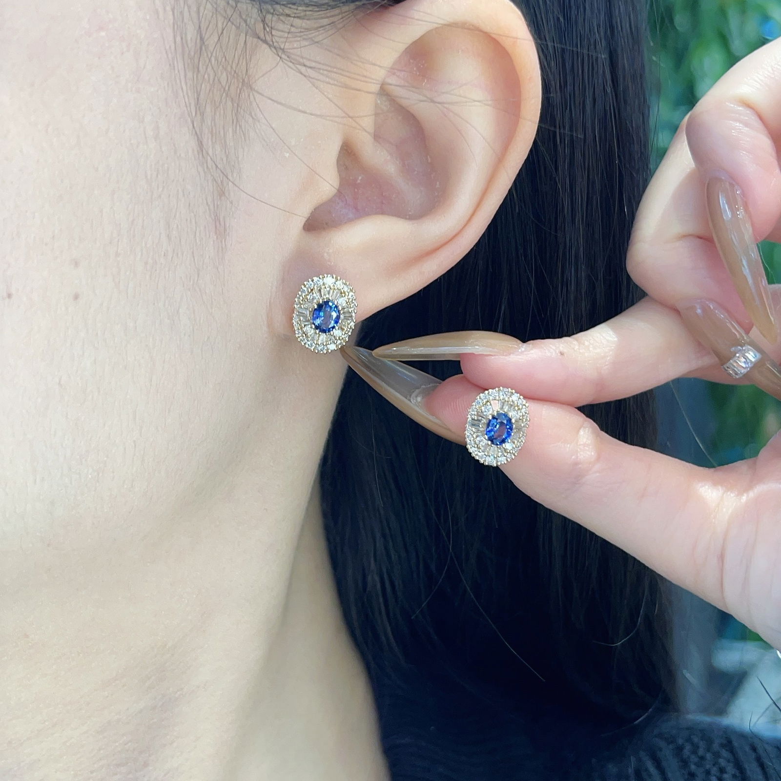 14k Gold 1.00 Ct Natural Sapphire & Diamond Earrings - 3