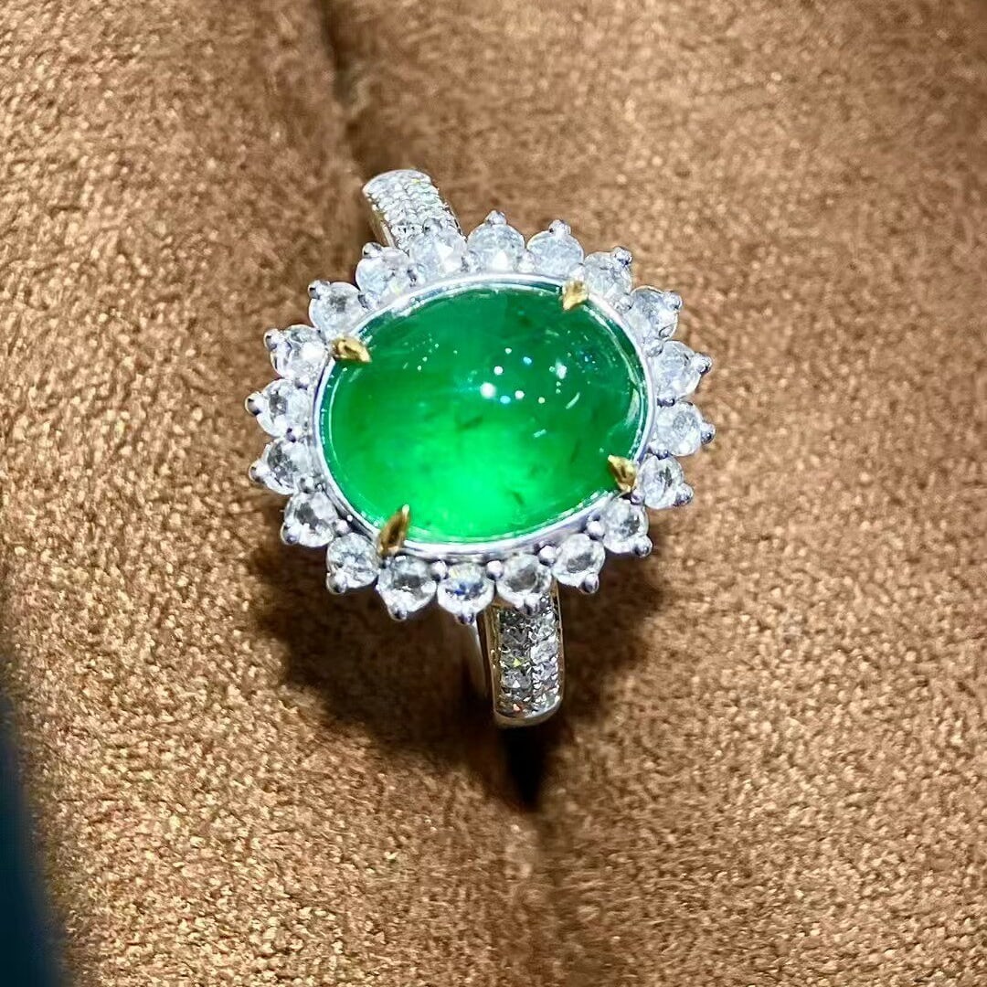 14k Gold 3.90 Ctw Vivid Green Natural Emerald & Diamond Ring - 6