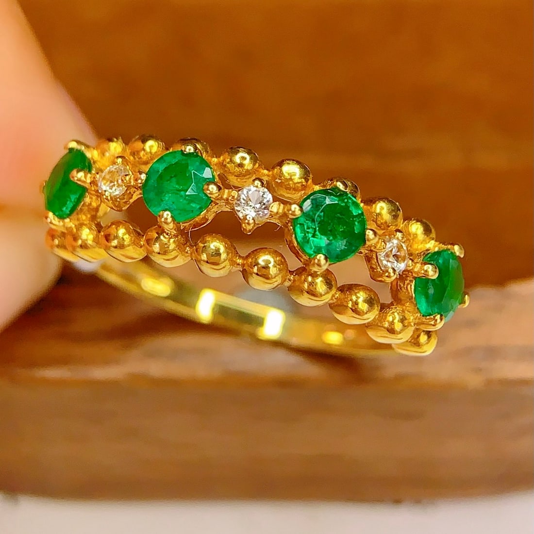 14k Gold 0.8 Ct Natural Emerald & Sapphire Ring - 2