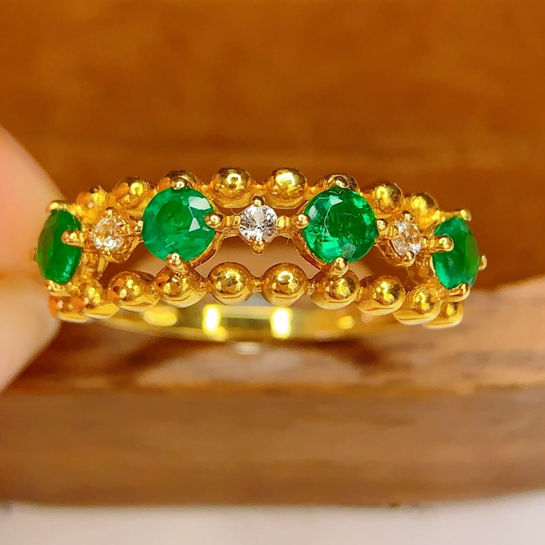 14k Gold 0.8 Ct Natural Emerald & Sapphire Ring - 3