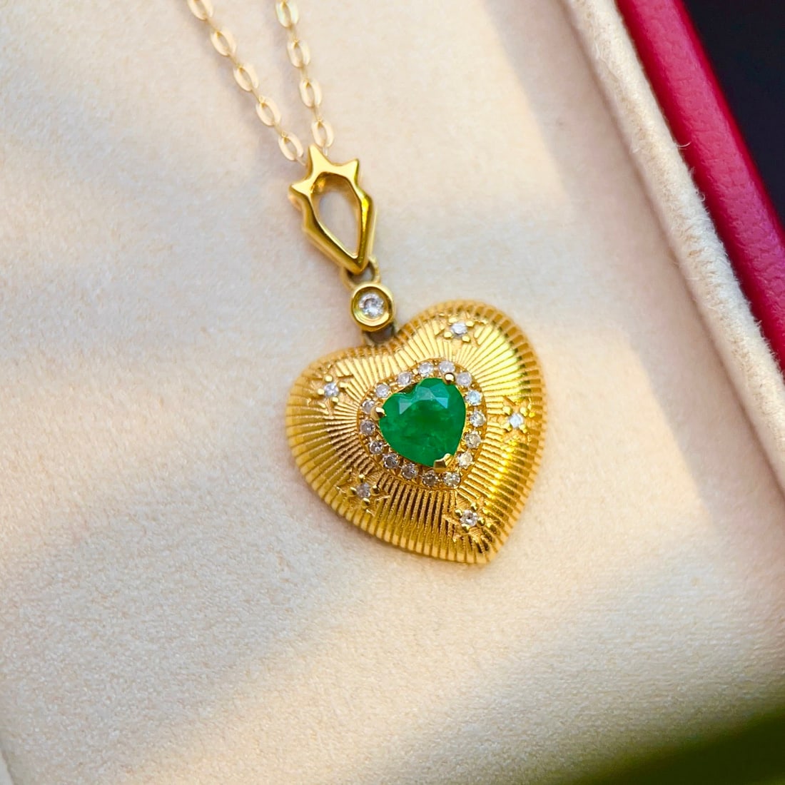 14k Gold 0.55 Ct Natural Emerald & Diamond Pendant( Without Chain ) - 2