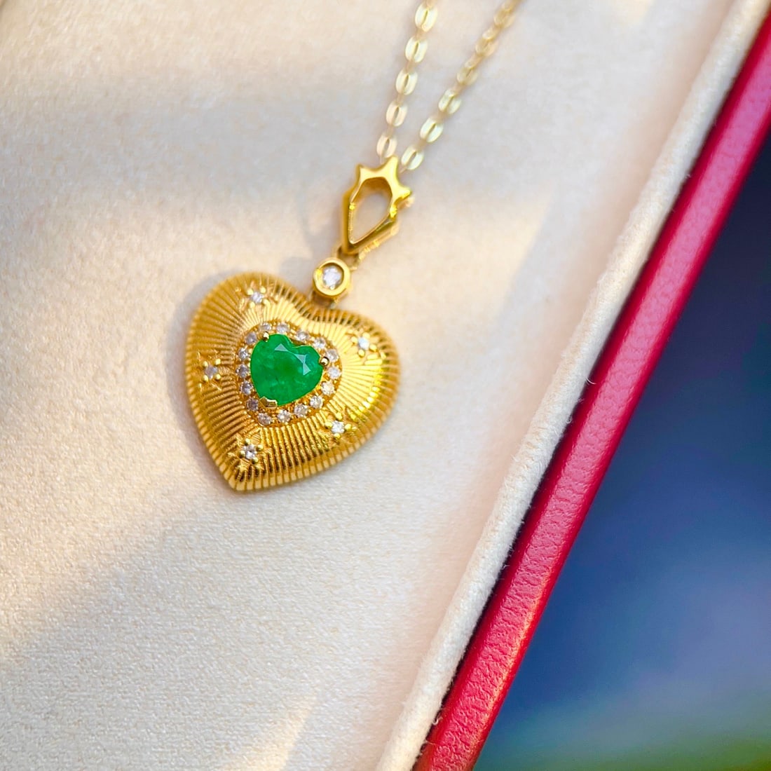 14k Gold 0.55 Ct Natural Emerald & Diamond Pendant( Without Chain ) - 4