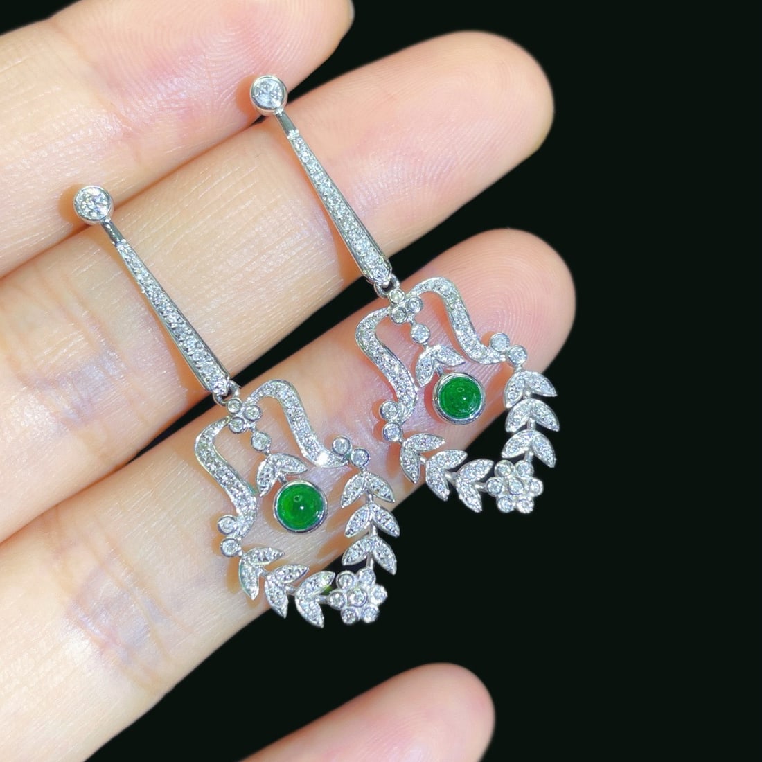 14k Gold 0.70 Ctw Natural Emerald & Diamond Earrings - 2