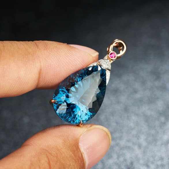 14k Gold 21.45 Ct Natural Topaz & Diamond & Ruby Pendant( Without Chain ) - 8