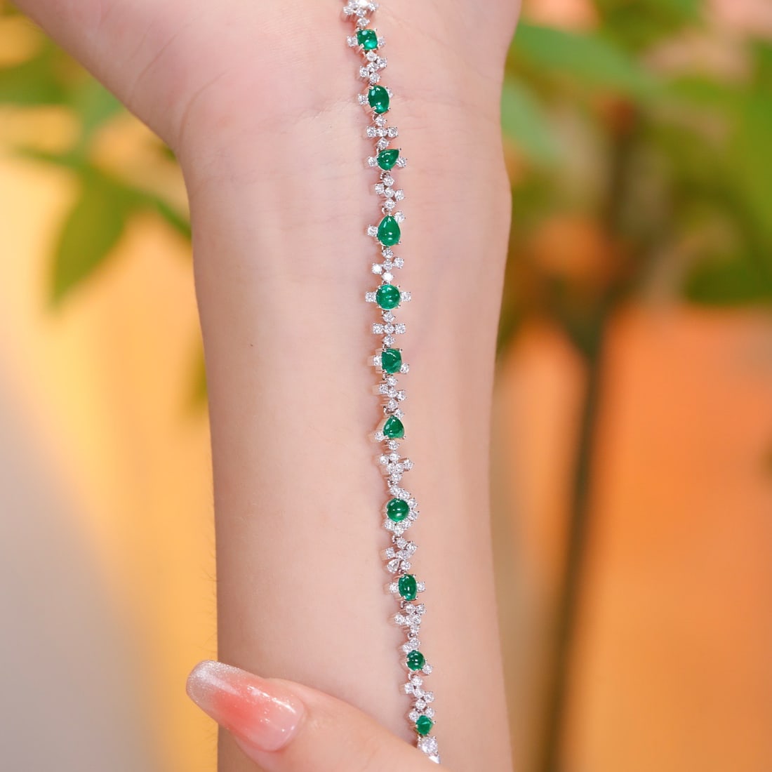 14k Gold 4.83 Ctw Vivid Green Natural Emerald & Diamond Bracelet - 6