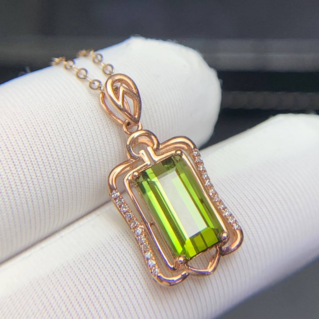 14k Gold 2.6 Ct Natural Tourmaline & Diamond Pendant( Without Chain ) - 8