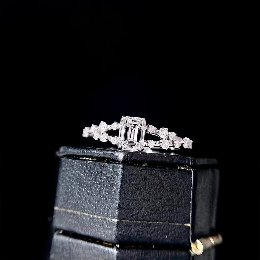 Gia Certified 14k Gold 0.50 Ct Natural E Si1 Emerald Diamond Ring - 3