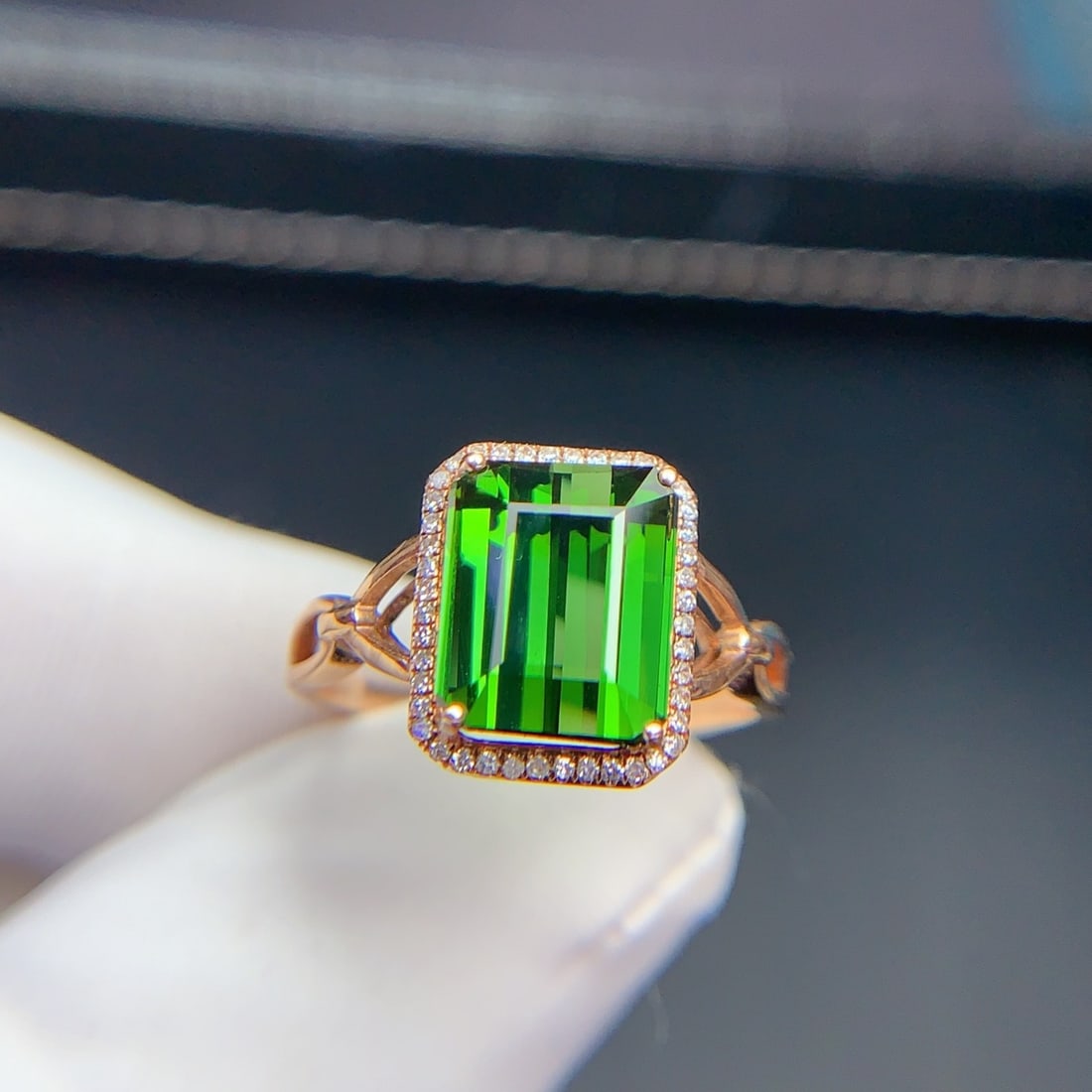 14k Gold 3.9 Ct Natural Tourmaline & Diamond Ring - 2