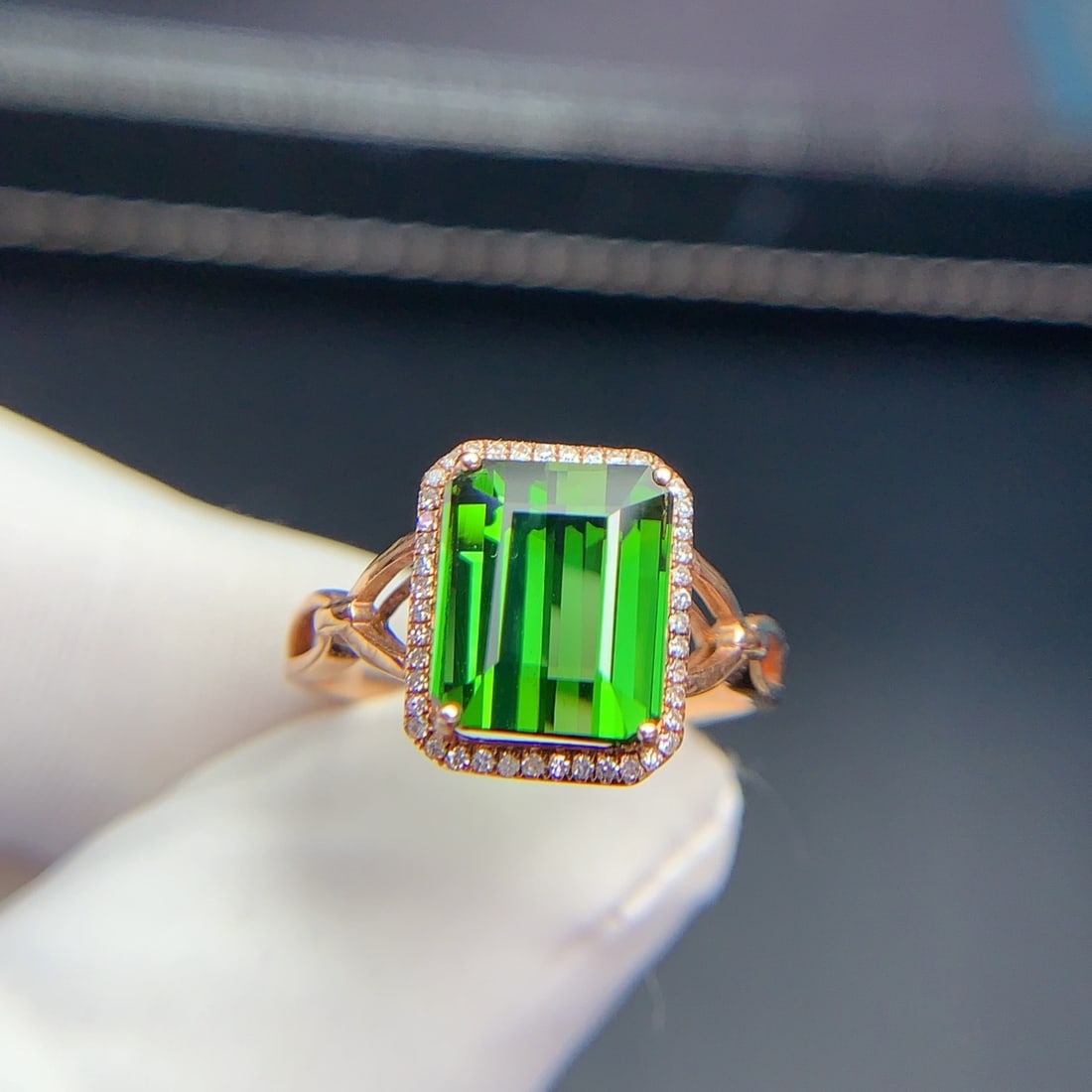 14k Gold 3.9 Ct Natural Tourmaline & Diamond Ring - 4