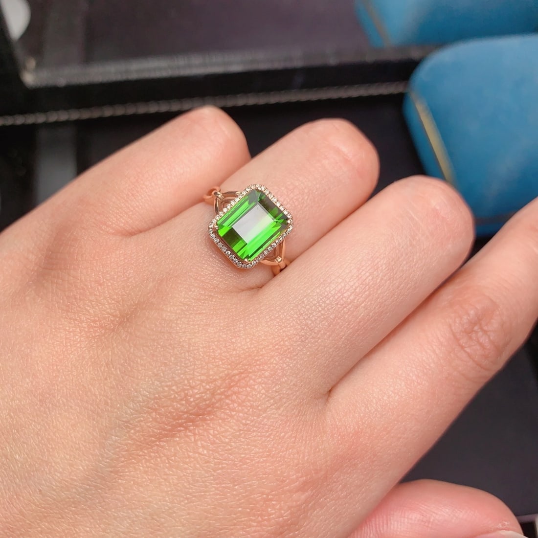 14k Gold 3.9 Ct Natural Tourmaline & Diamond Ring - 9