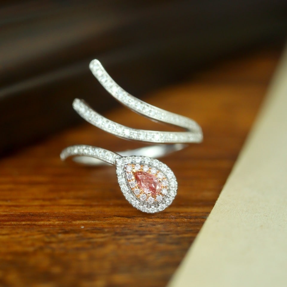 14k Gold 0.38 Ctw Natural Pink Diamond & Diamond Ring: Ref:231138268 // gold content:14k gold // ring size:7. 25us // // main gemstone:pink diamond // shape:pear // carat weight:0. 10ct // color:pink // treatment:natural // // adjacent gemstone 2 :