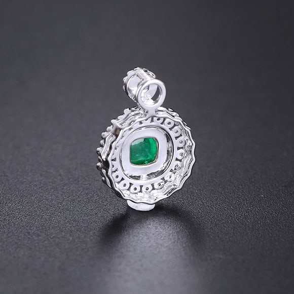 14k Gold 0.57 Ctw Natural Emerald & Diamond Pendant( Without Chain ) - 4