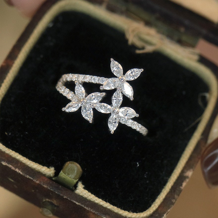 14k Gold 0.9 Ct Natural H Diamond Ring: Ref:231138305 // gold content:14k gold // ring size:7. 25us // // main gemstone:diamond // shape:multiple // carat weight:0. 9ct // clarity grade:vs-si // color:h // treatment:natural // Condition: