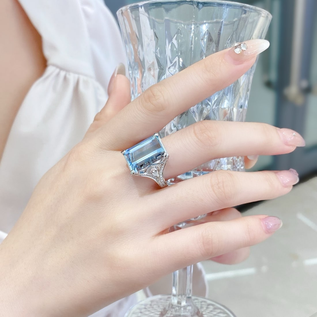 14k Gold 7.67 Ctw Natural Aquamarine & Diamond Ring - 5