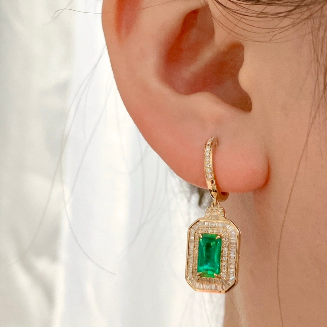 14k Gold 3.34 Ctw Natural Emerald & Diamond Earrings - 7