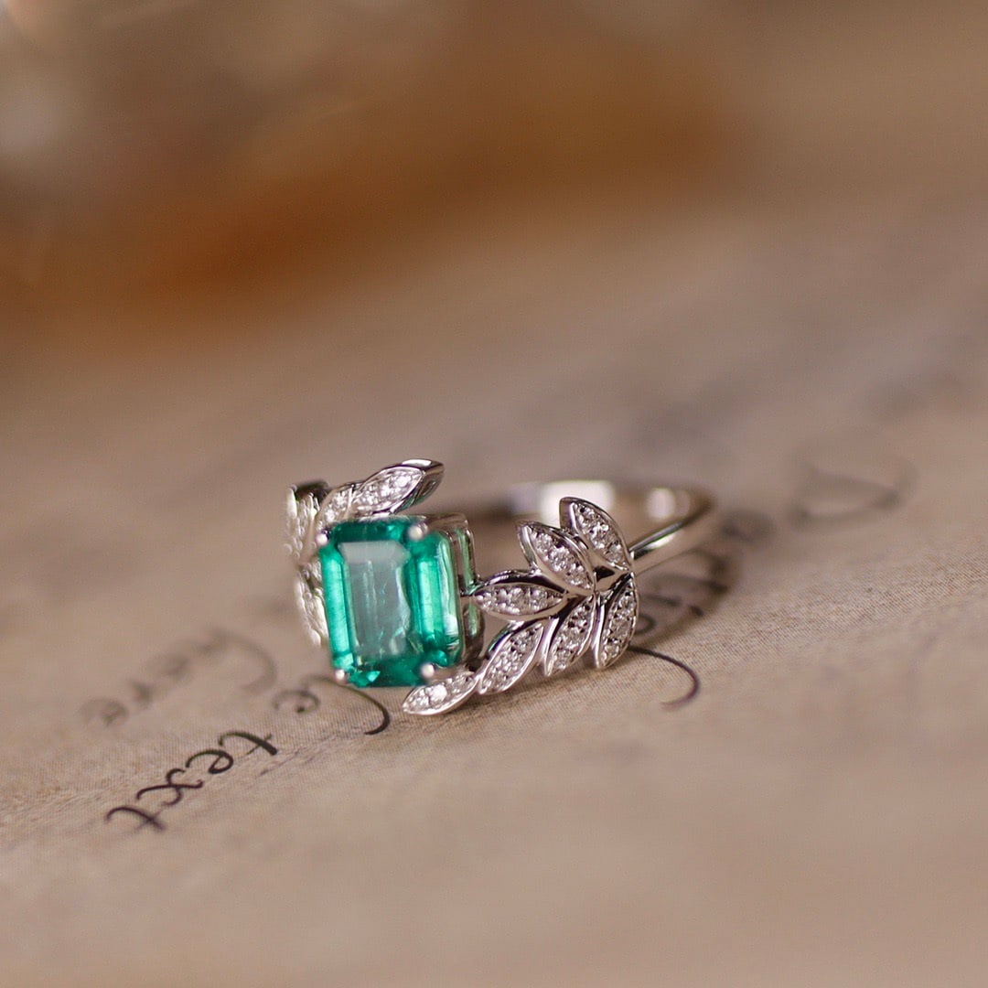 14k Gold 1.48 Ctw Natural Emerald & Diamond Ring - 3