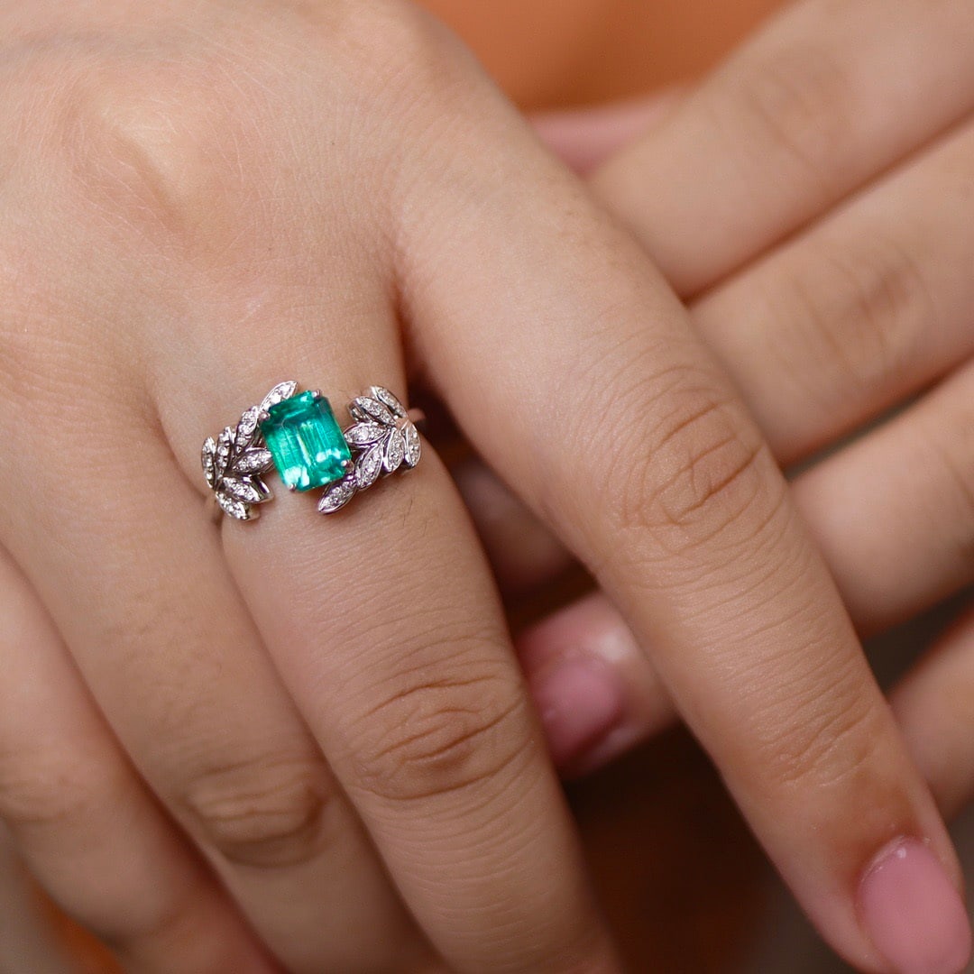 14k Gold 1.48 Ctw Natural Emerald & Diamond Ring - 5