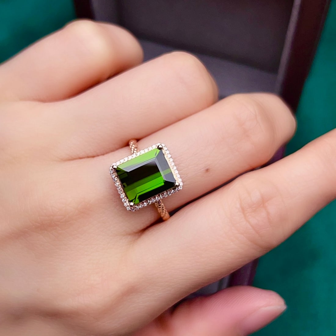 14k Gold 4.09 Ctw Natural Tourmaline & Diamond Ring - 6