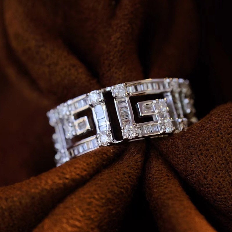 14k Gold 0.9 Ct Natural H Diamond Ring: Ref:231138330 // gold content:14k gold // ring size:7. 25us // // main gemstone:diamond // shape:multiple // carat weight:0. 9ct // clarity grade:vs-si // color:h // treatment:natural // Condition: