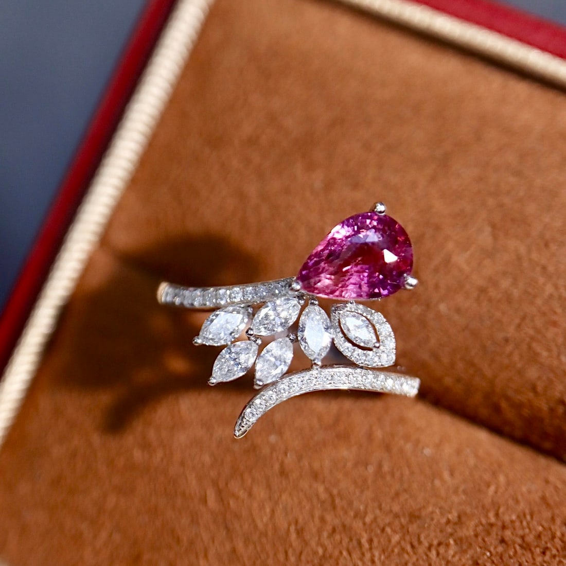 14k Gold 1.79 Ctw Natural Padparadscha Sapphire & Diamond Ring - 5