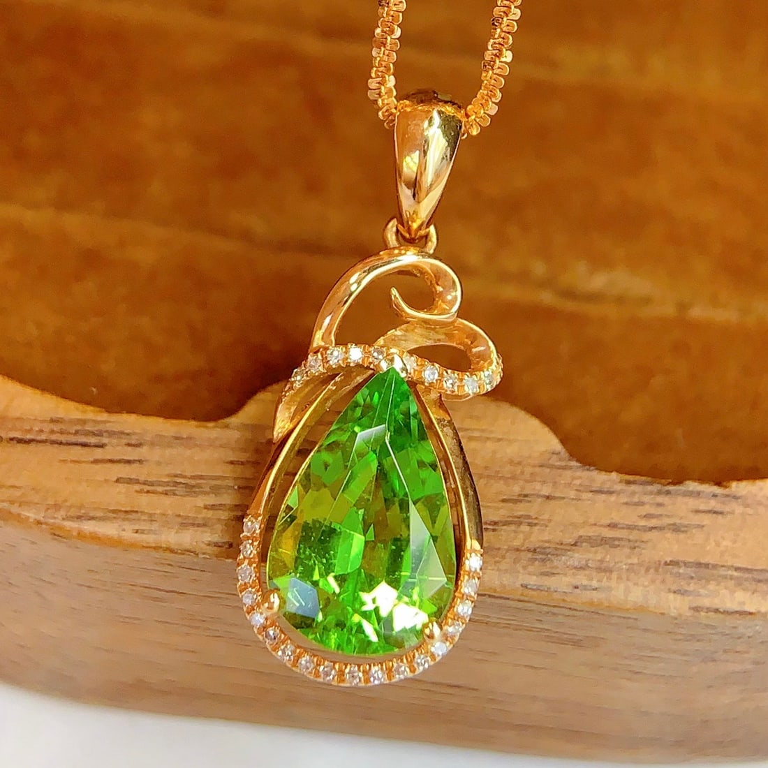 14k Gold 2.5 Ct Natural Tourmaline & Diamond Pendant( Without Chain ) - 2