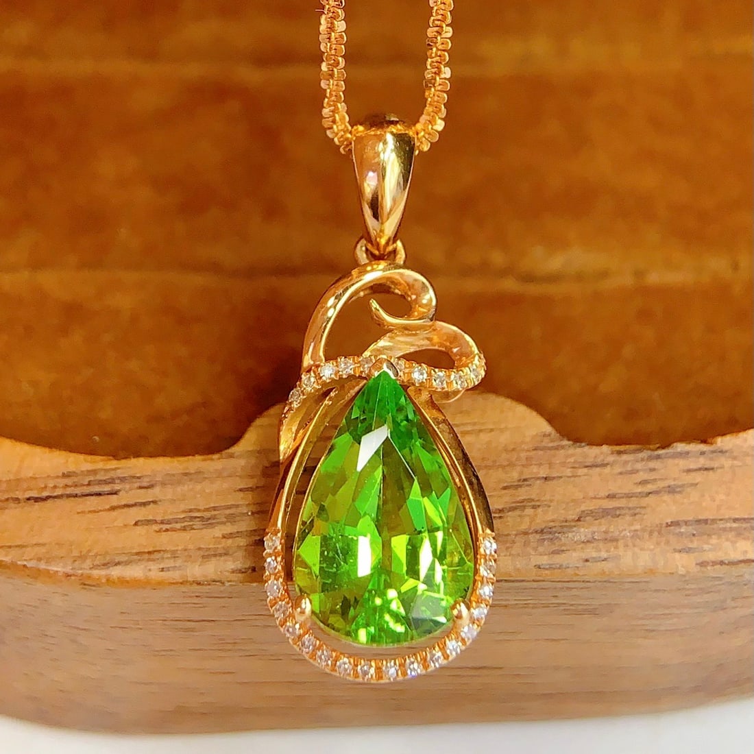 14k Gold 2.5 Ct Natural Tourmaline & Diamond Pendant( Without Chain ) - 3