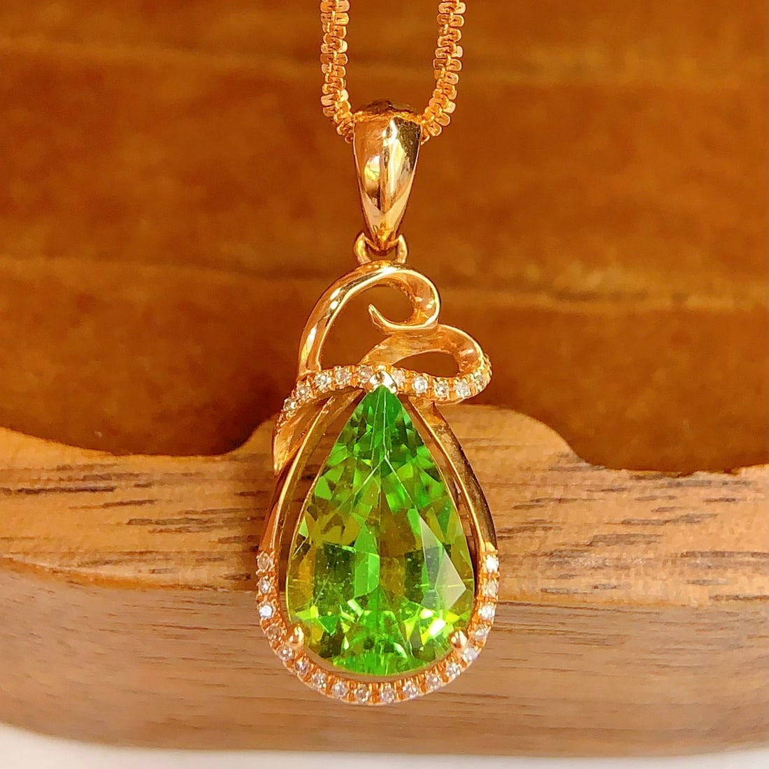 14k Gold 2.5 Ct Natural Tourmaline & Diamond Pendant( Without Chain ) - 5