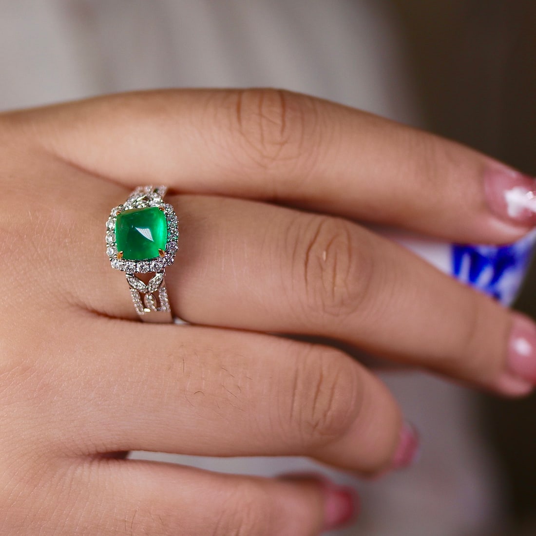 14k Gold 2.43 Ctw Vivid Green Natural Emerald & Diamond Ring - 3