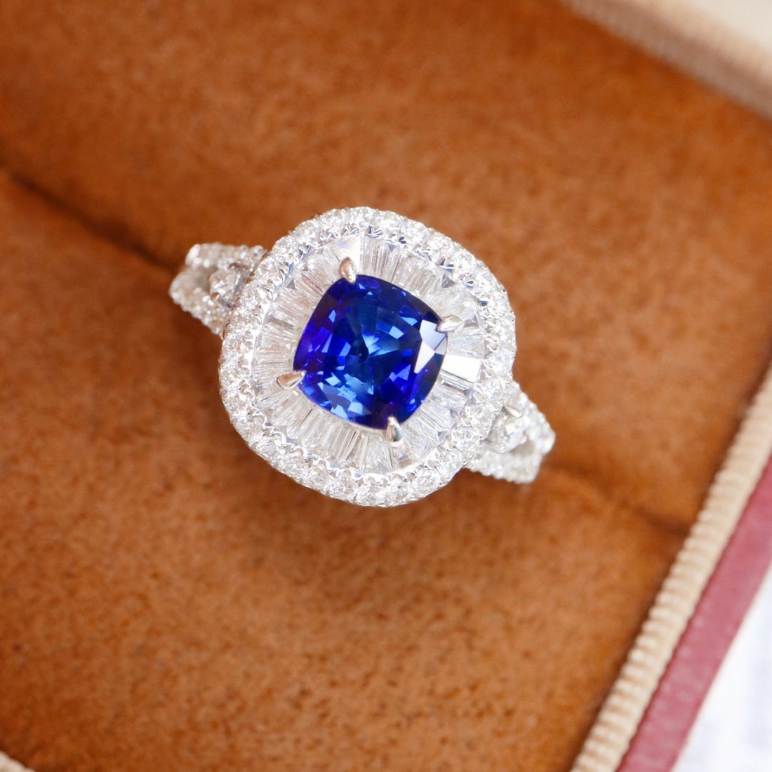 14k Gold 1.91 Ctw Natural Sapphire & Diamond Ring - 4