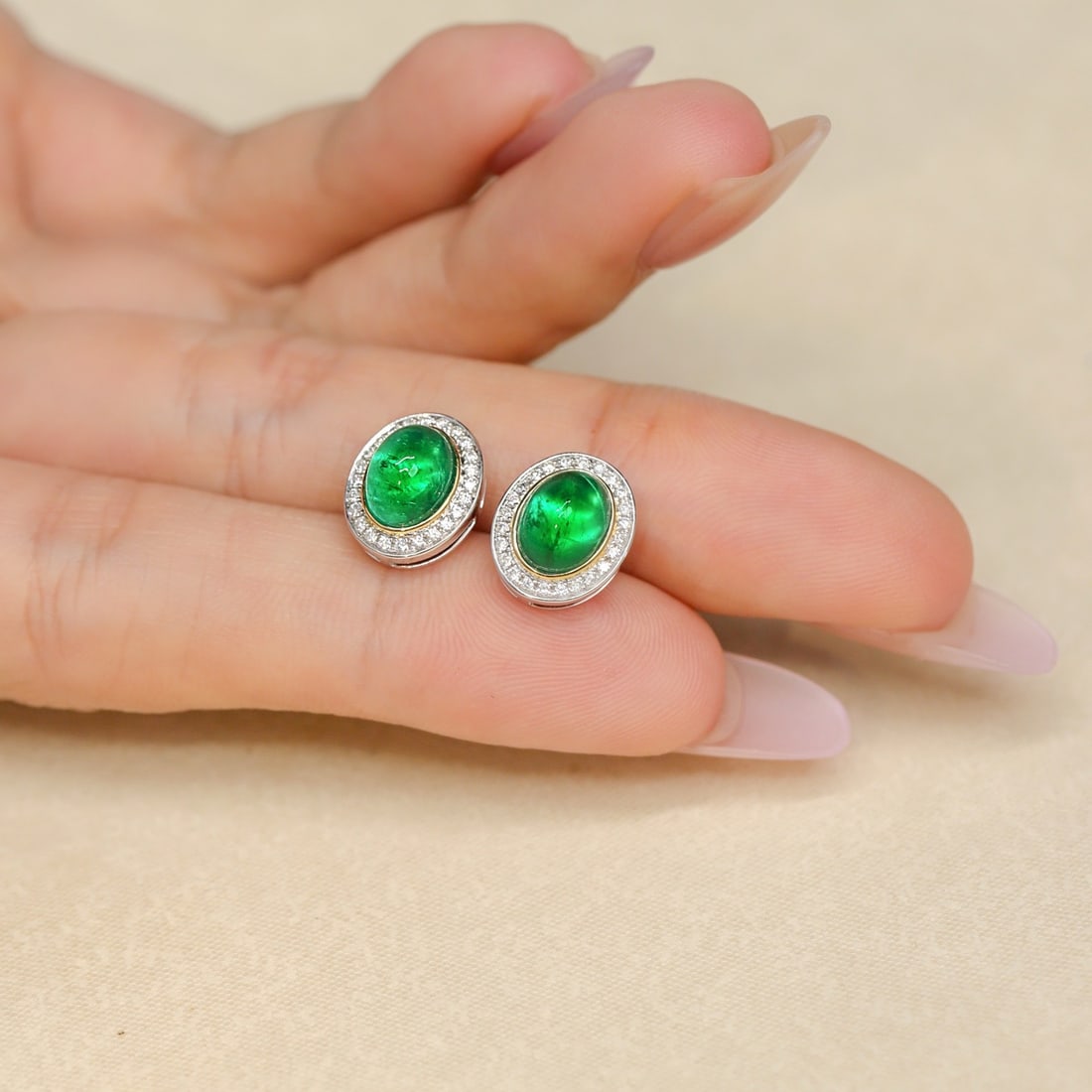 14k Gold 3.88 Ctw Natural Emerald & Diamond Earrings - 4