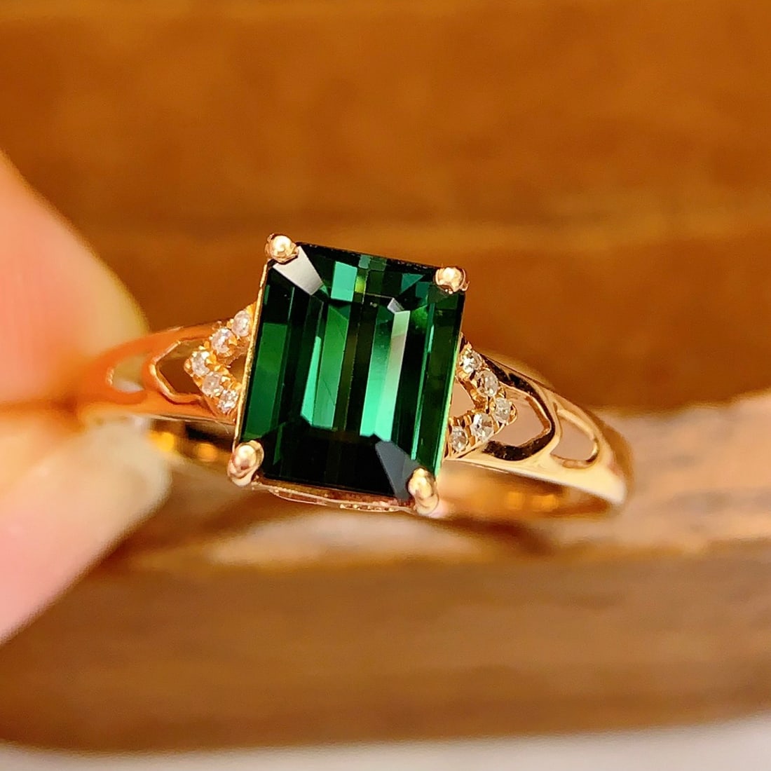 14k Gold 2.2 Ct Natural Tourmaline & Diamond Ring - 4