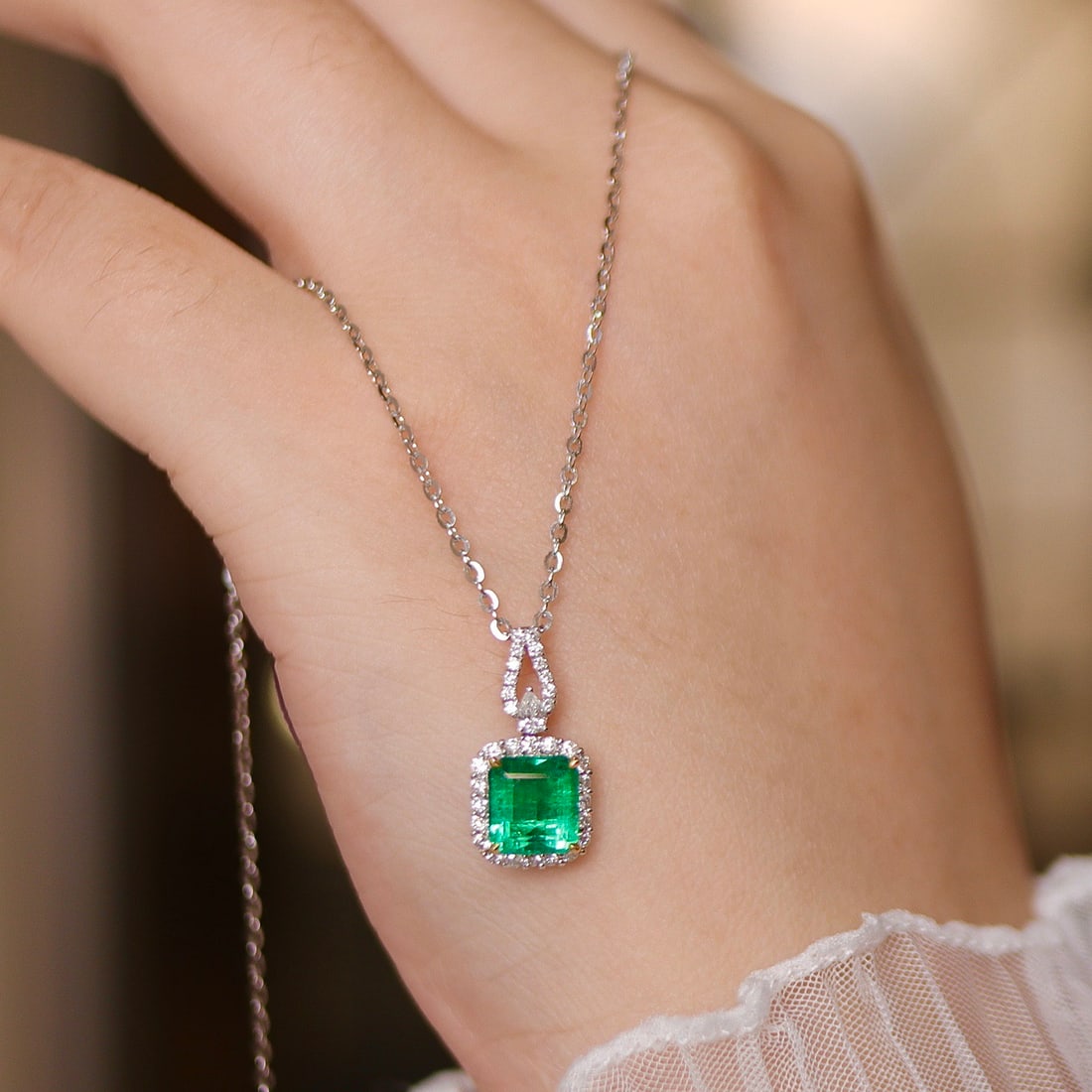 14k Gold 2.36 Ctw Vivid Green Natural Emerald & Diamond Pendant( Without Chain ) - 5