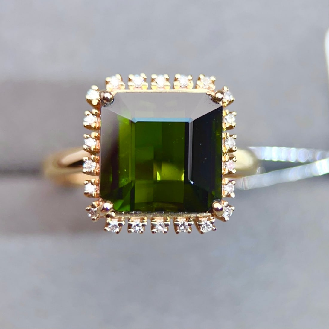 14k Gold 5.96 Ctw Natural Tourmaline & Diamond Ring - 2