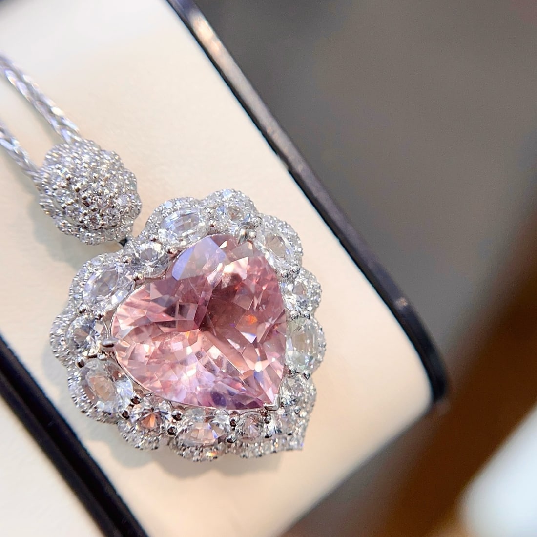 14k Gold 7.91 Ctw Natural Morganite & Sapphire Pendant( Without Chain ) - 3