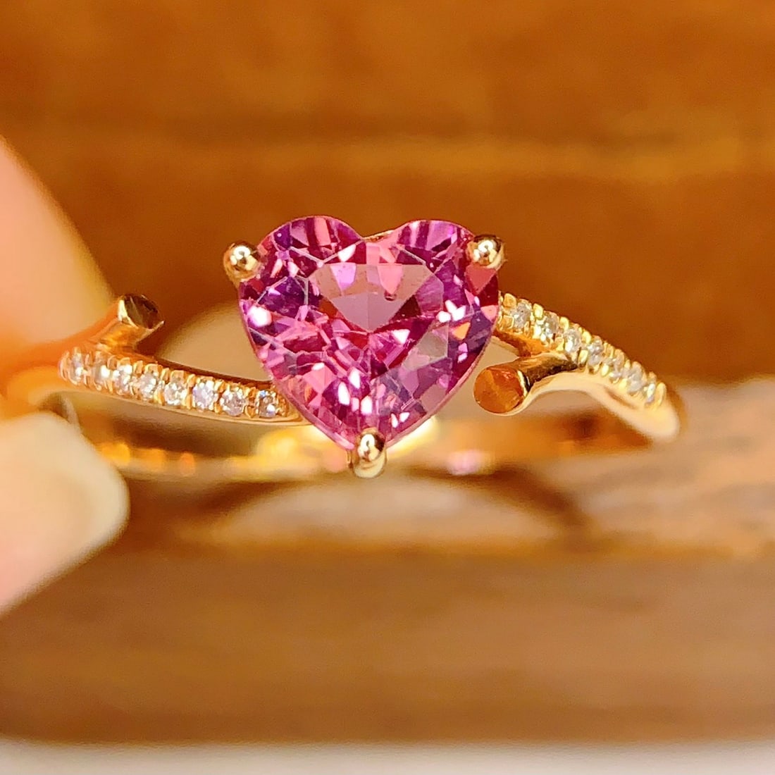 14k Gold 0.89 Ct Natural Tourmaline & Diamond Ring - 4