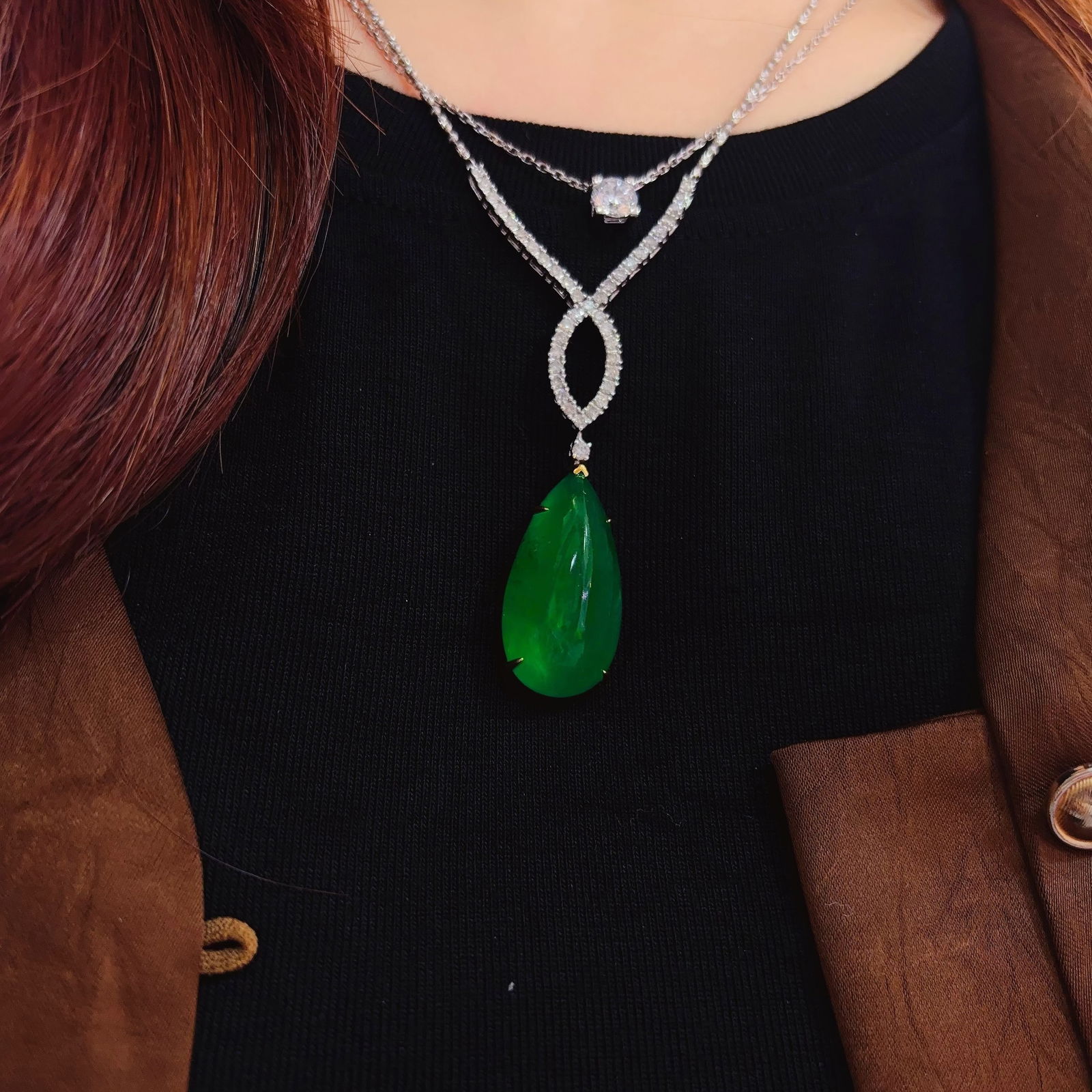 14k Gold 33.2 Ct Natural Emerald & Diamond Necklace - 2