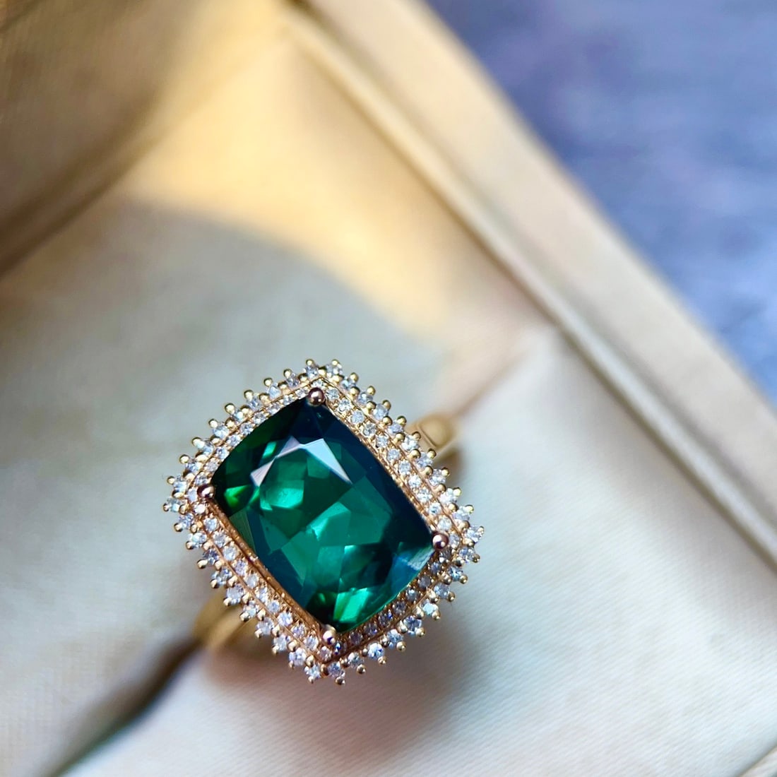 14k Gold 4.63 Ctw Natural Tourmaline & Diamond Ring: Ref:231138414 // gold content:14k gold // ring size:7. 25us // // main gemstone:tourmaline // shape:cushion // carat weight:4. 3ct // color:green // treatment:natural // // adjacent gemstone 2 :