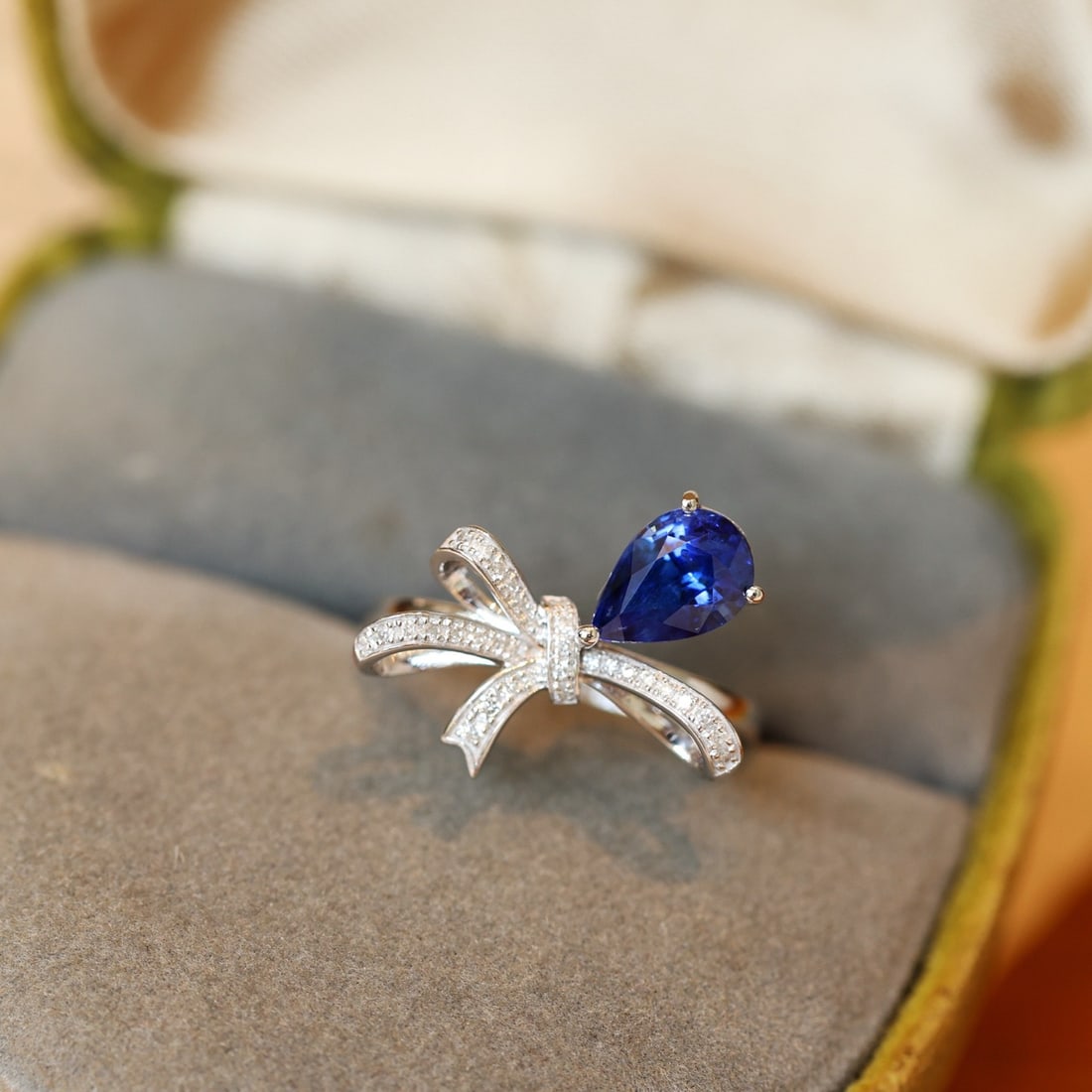 14k Gold 1.47 Ctw Natural Sapphire & Diamond Ring - 3