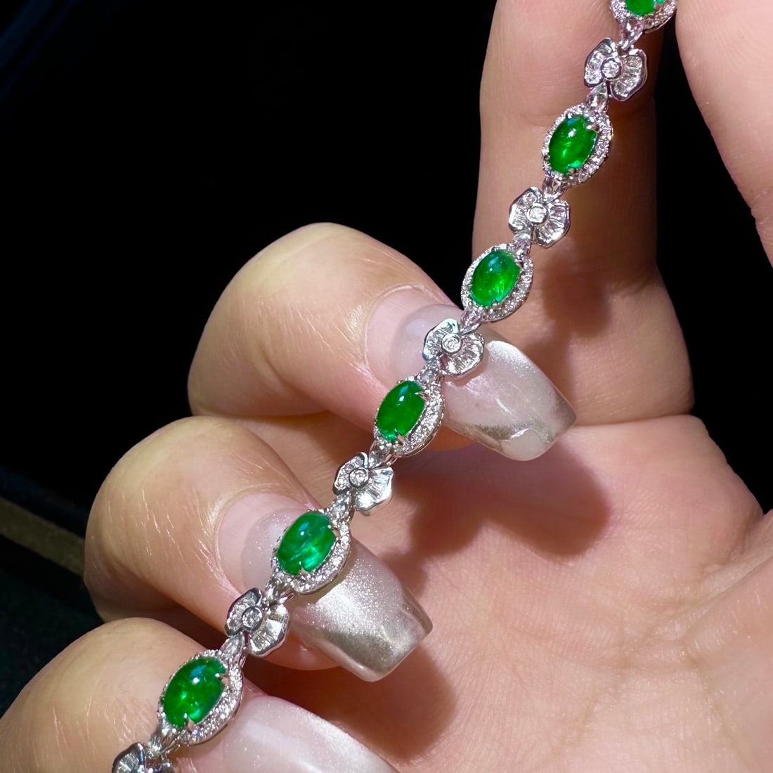 14k Gold 5.91 Ctw Natural Emerald & Diamond Bracelet - 3